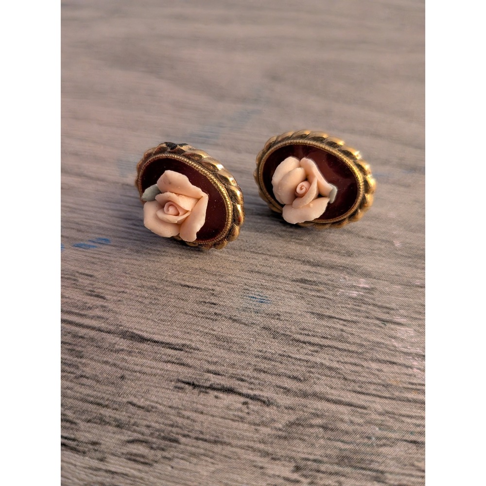 Vintage Gold Tone Pink Porcelain Rose Burgundy Enamel Stud Earrings Victorian